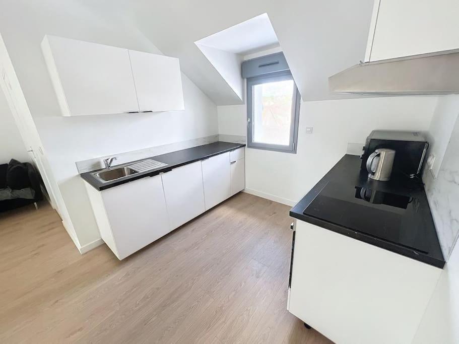 Appartement Neuf Proche Gare Margny-les-Compiegne Extérieur photo